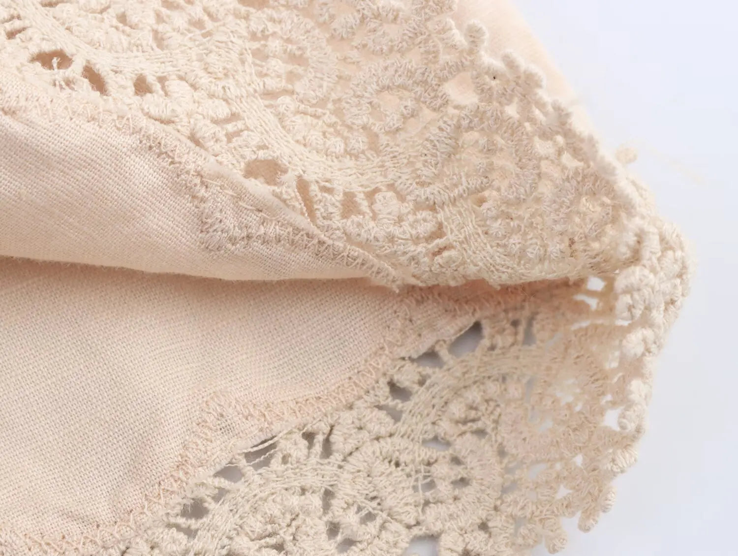 Casual shorts met bloemenborduursel voor dames, elastische tailleband en trekkoorden, polyester shorts voor de middelbare leeftijd, zomercollectie 2025