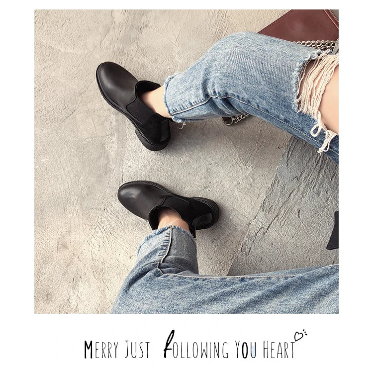 Women's Chelsea Boots Black PU Leather Round Toe Low Heels Snow Retro Chunky Heel Platform British Sole Autumn Winter Wear
