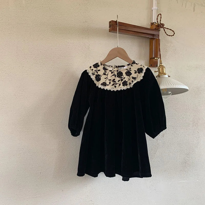 Autumn Velvet Vintage Style Kids Long Dress for Girls Floral Round Collar Princess Kids Clothes Dresses 2-6 Years