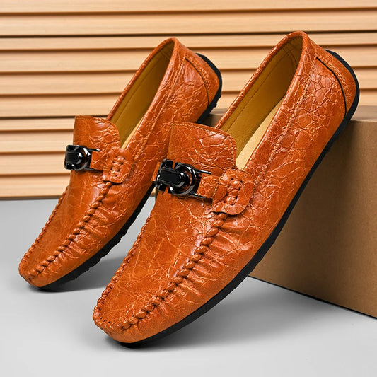 Fashionable Men Business Formal Shoes Slip-on Male Lazy Person Walking Loafers Luxury Brand Adult Leisure Driving Shoes