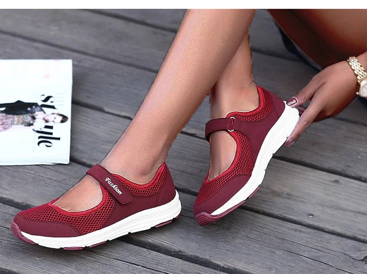 Sneakers For Women Breathable 2025 New Fashion Flat Soft Woman Vulcanize Shoes Mesh Fabric Women Shoes Female Footwear