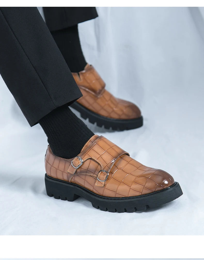 2024 Nieuwe luxe heren formele kledingschoenen Groene heren formele volwassen zakelijke pak loafers Coole heren bruiloft feest schoenen