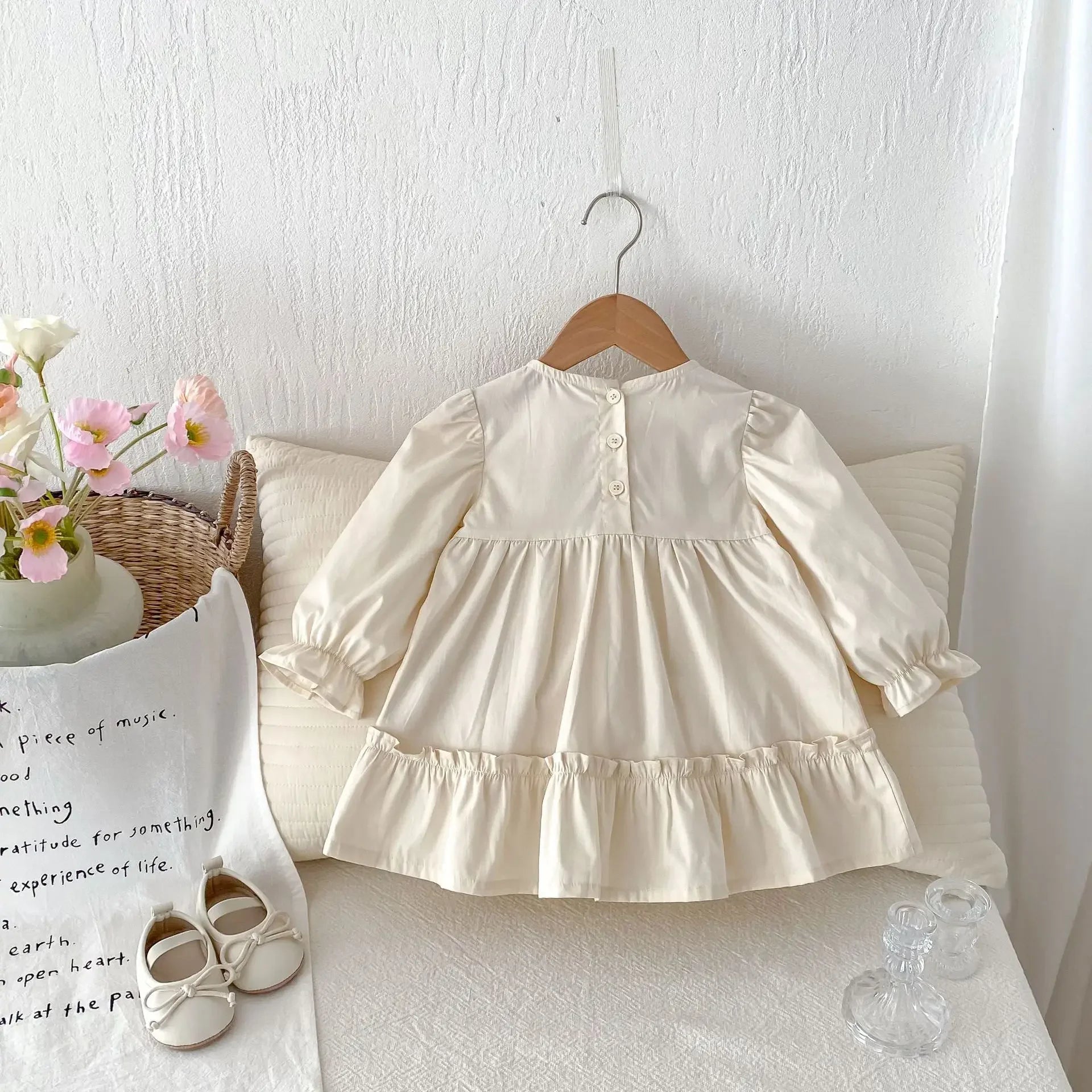 2025 Spring Children's Clothing Girls Casual Dress Puff Sleeved Embroidered Kid's O-neck Princess Dress 1-6Y Girls
