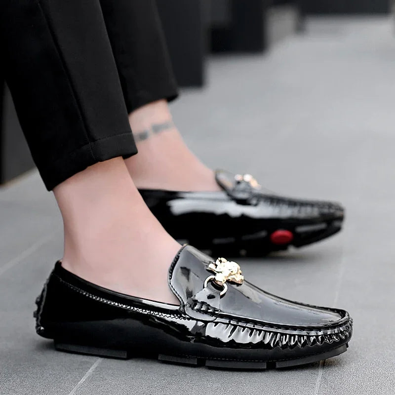 Stylish England Gentleman Casual Moccasin Shoes White Silver Mens Formal Dress Wedding Shoes Large Size 38-48 Youth Loafers