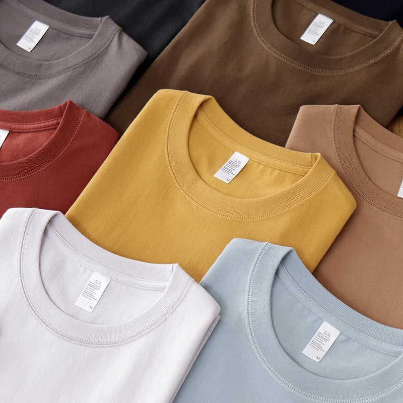 2025 Zomer Nieuwe Amerikaanse Retro 245G Korte Mouw O-hals Effen Kleur T-shirt Herenmode Eenvoudige 100% Katoen Gewassen Casual Tops