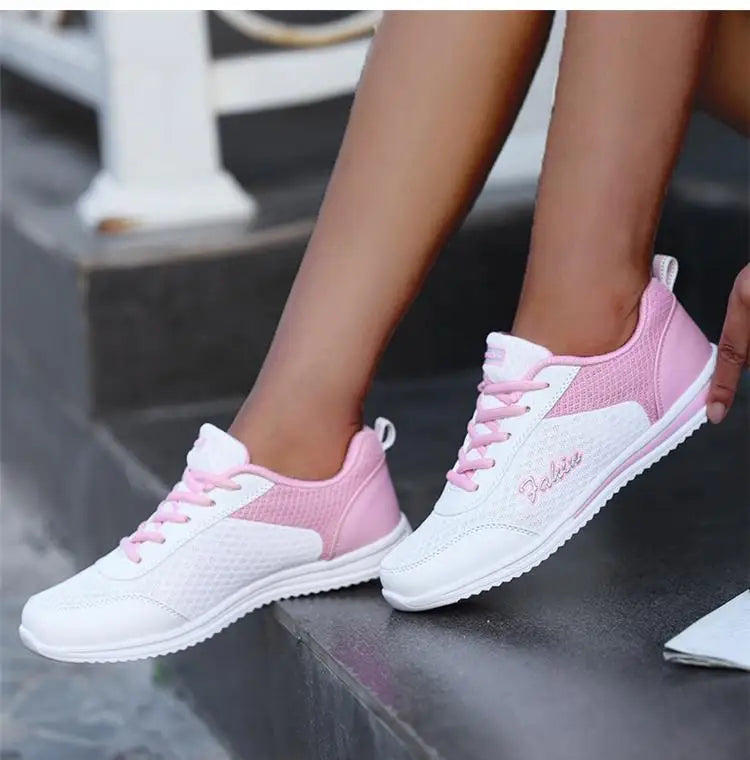 Women's Sneakers 2025 New Fashion Platform Shoes Women Trainers Casual Sneaker Woman Lace Up Womens Sneakers Tenis Feminino