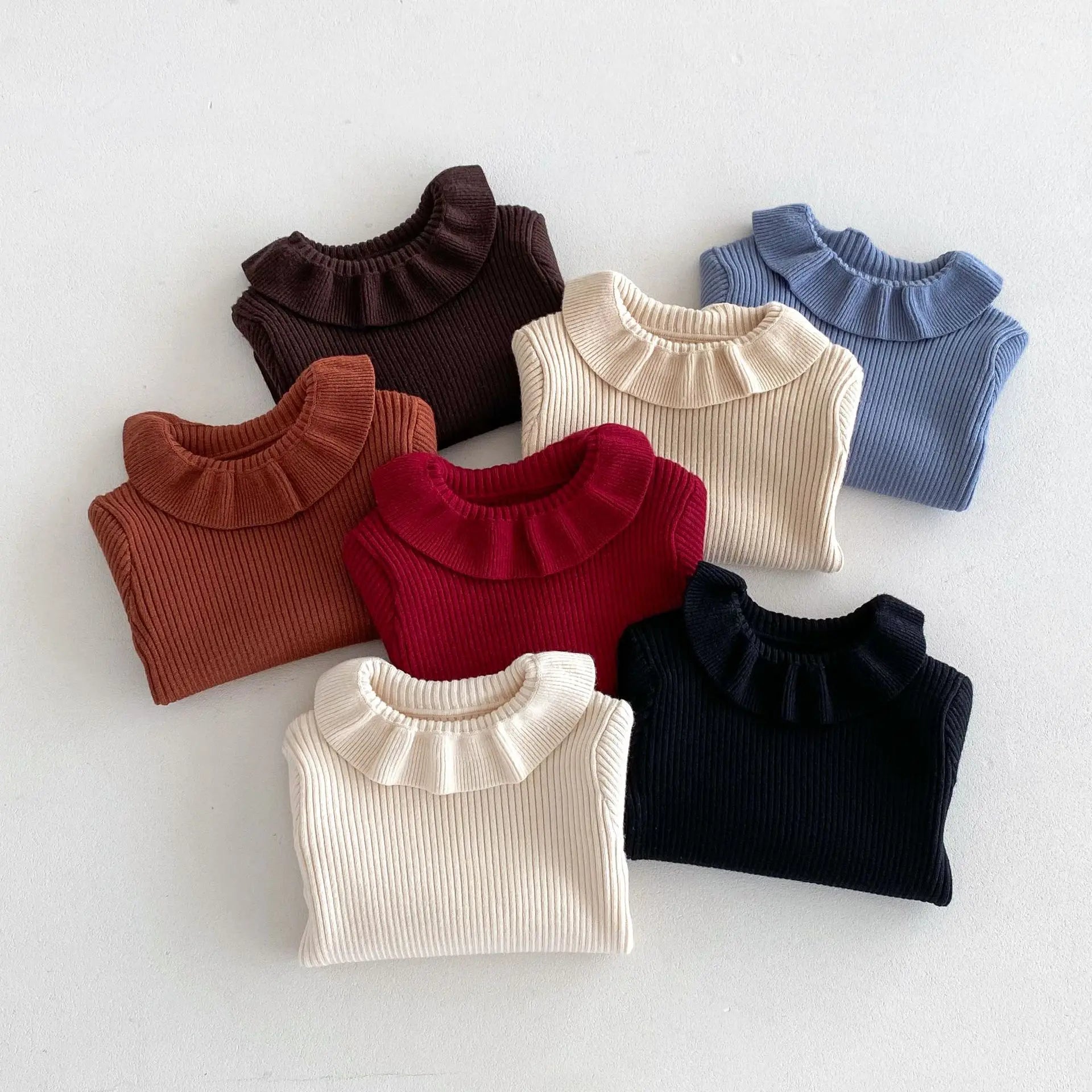 2025 Nieuwe effen trui met onderkant voor meisjes. Kinderkleding met lotusbladkraag en gebreide trui met basistopjes voor meisjes van 1-6 jaar.