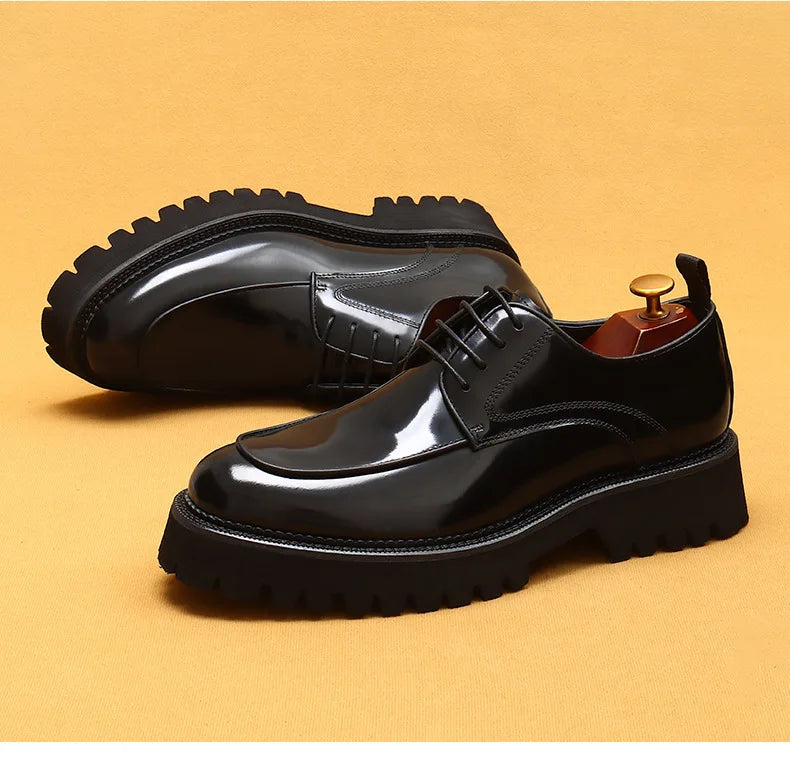 Designer Men's Leather Shoes With Thick Soles Round Toe Glossy Leather Business Dress and Waxed Cowhide Lace-Up British Shoes