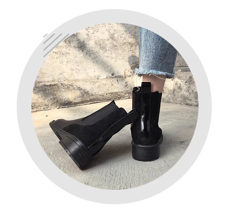 Women's Chelsea Boots Black PU Leather Round Toe Low Heels Snow Retro Chunky Heel Platform British Sole Autumn Winter Wear