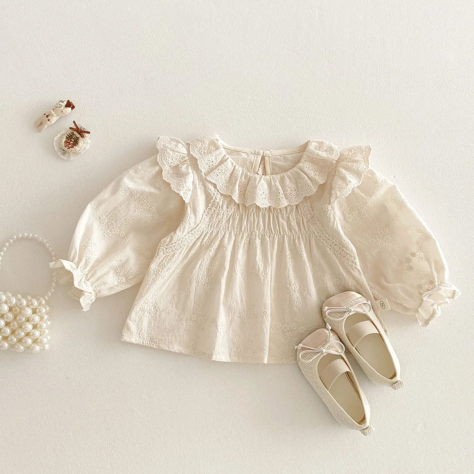 Spring Korean Style Girls' Doll Shirt Cute Embroidered Flowers Kid's Blouse Children's Baby Peter Pan Collar Shirt Base Top 0-5Y Girls