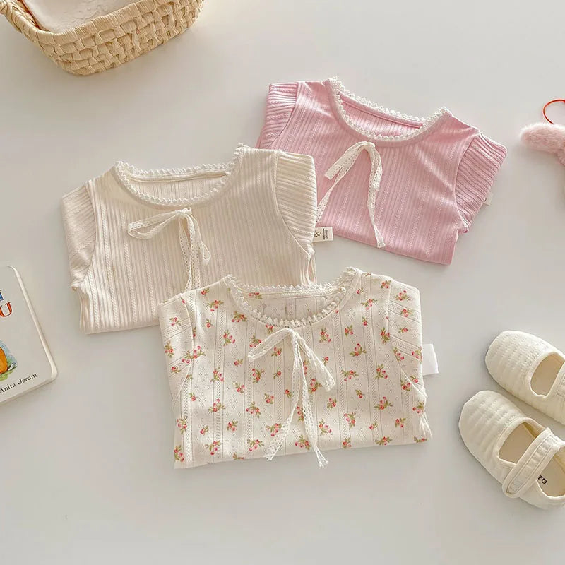 New Summer Kids T-shirt Boys Cute Hollow Out Floral Tops Children Thin Style Pit Strip Lace Girls Tee 1-5T Unisex