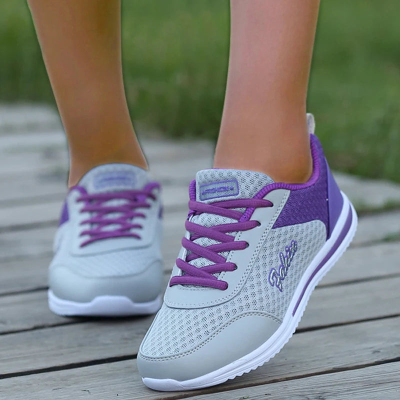 Women's Sneakers 2025 New Fashion Flat Women's Shoes Vulcanized Casual Sneaker Woman Lace Up Women Sneakers Tenis Feminino