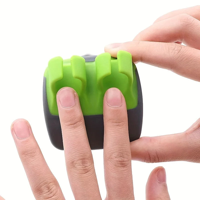 1pc Stainless Steel Handheld Vegetable Peeler with Rubber Finger Grip Comfortable Palm Peeler Suitable for Carrots, Etc