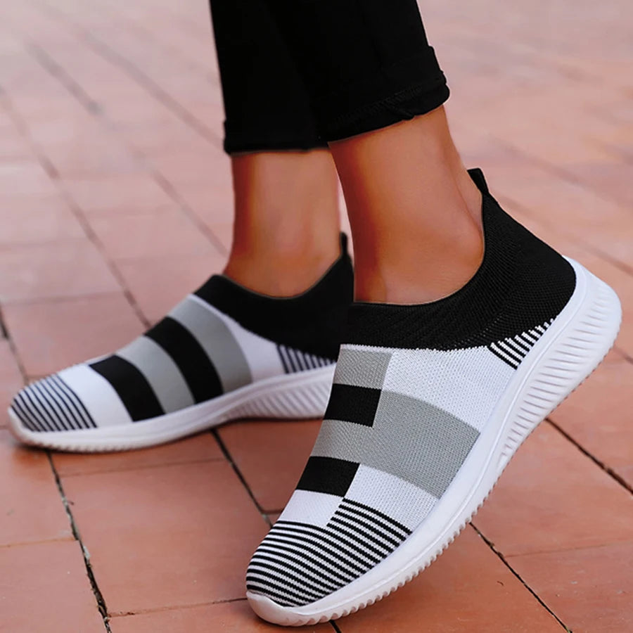 Fashion Women Sneakers Flat Shoes Woman Vulcanized Sneaker Women Slip On Sock Shoes Plus Size Women's Sneaker Zapatos De Mujer
