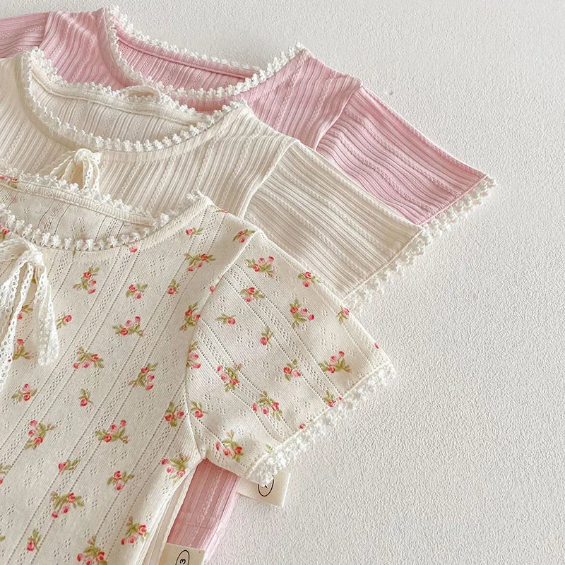 New Summer Kids T-shirt Boys Cute Hollow Out Floral Tops Children Thin Style Pit Strip Lace Girls Tee 1-5T Unisex