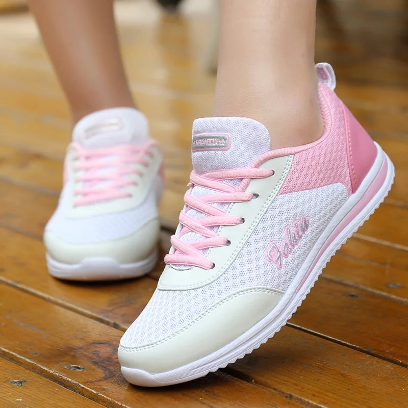 Women's Sneakers 2025 New Fashion Flat Women's Shoes Vulcanized Casual Sneaker Woman Lace Up Women Sneakers Tenis Feminino
