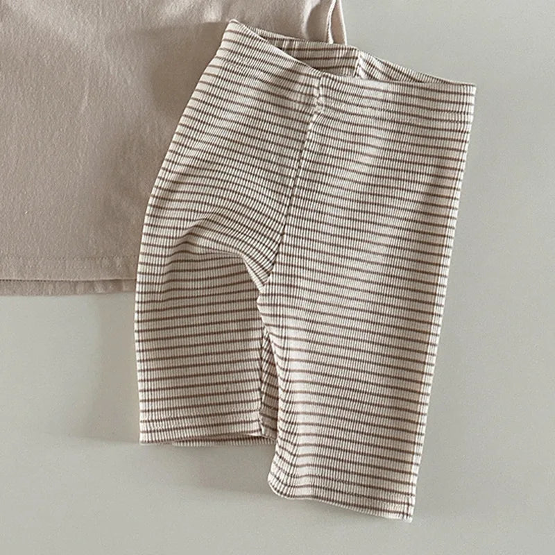 2025 Zomer Nieuwe Kinderen Katoenen Gestreepte Legging Baby Jongen Meisje Effen Elastische Shorts Peuter Veelzijdige Middelste Broek Kinderen Legging Unisex