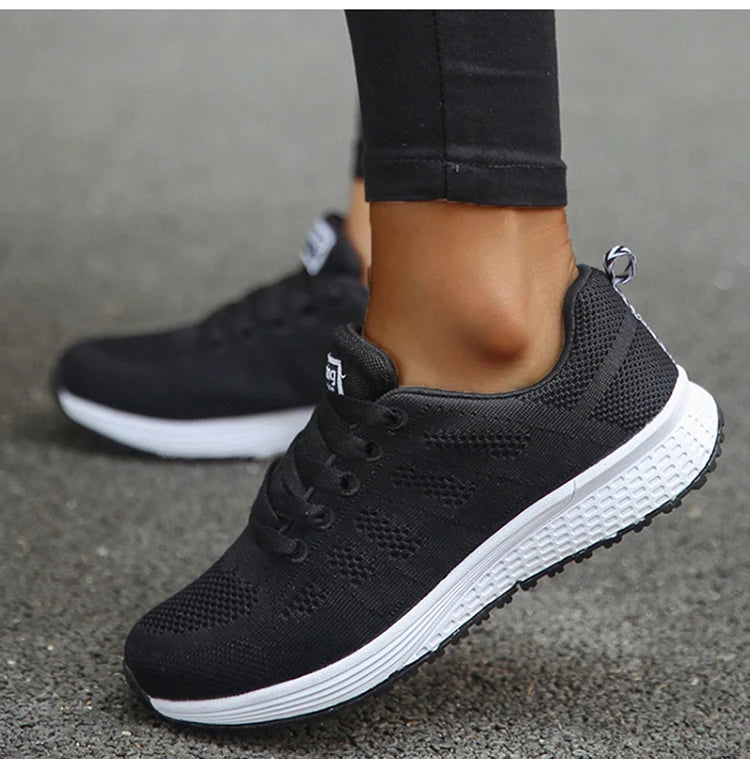 Women's Sneakers Breathable 2025 New Fashion Flat Outdoor Woman Vulcanize Shoes Mesh Fabric Lace Up Ladies Shoes Female Footwear