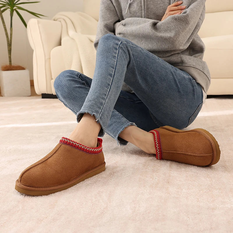 Women's Winter Fluffy Slippers Fashion Brand Plush Lined Ankle Snow Boots Outdoor and Indoor Non-slip Faux Suede Fuzzy Slippers