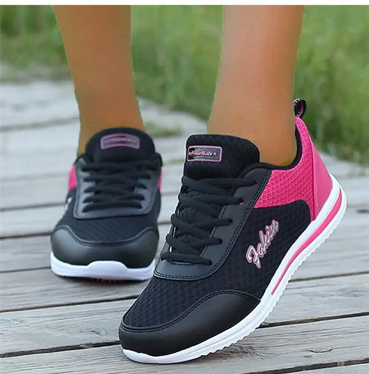 Women's Sneakers 2025 New Fashion Flat Women's Shoes Vulcanized Casual Sneaker Woman Lace Up Women Sneakers Tenis Feminino