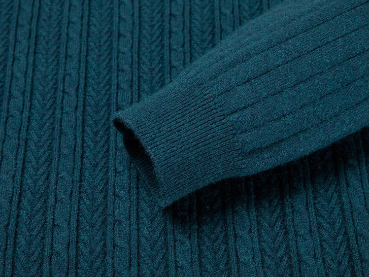 Men's Autumn and Winter Warm Turtleneck O-Neck Sweater, Thickened Slim-Fit Bottoming Shirt, Fine knitted Sweater Sizes M-4XL