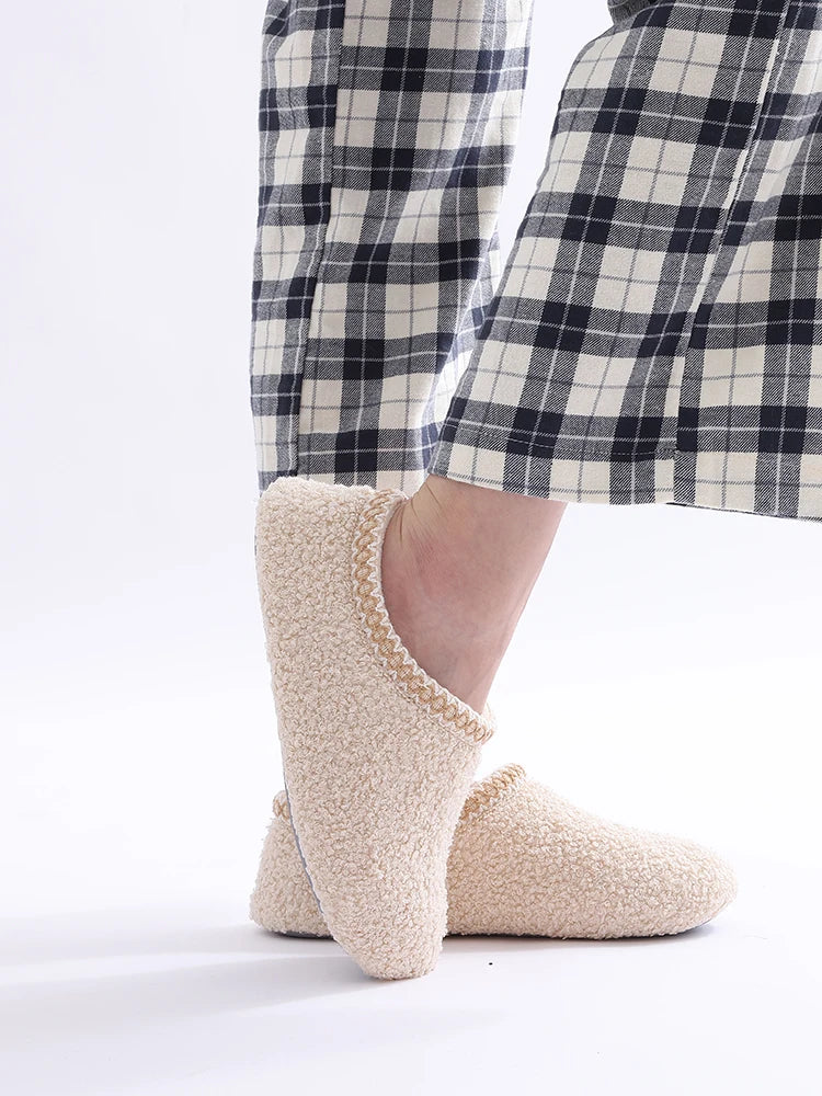 Women's Soft Winter Warm Casual Slippers For Outdoor and Indoor Use With Wear-Resistant Rubber Flat Sole Ladies' Shoes