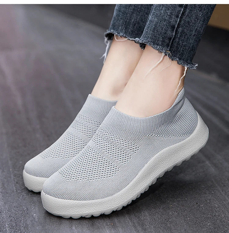 Women Fashion Sneakers Slip On Platform Sneakers Walking Women's Sneakers Plus Size Ladies Vulcanize Shoes Tenis Feminino
