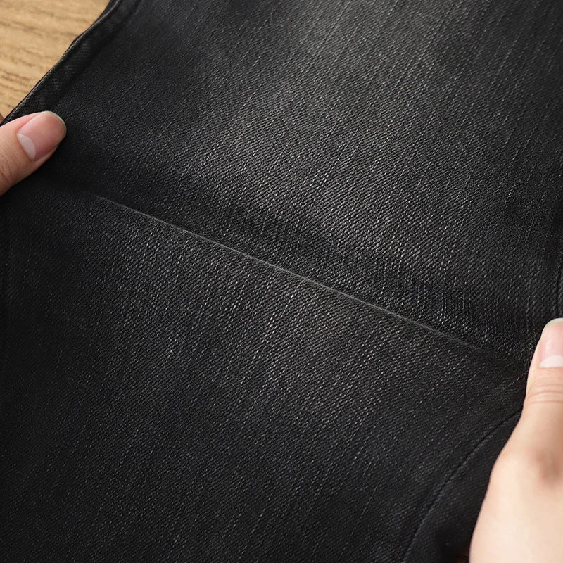 5028# 2024 Lente en herfst Nieuwe Amerikaanse retro elastische zwarte denim jeans Heren eenvoudige gewassen slanke rechte jeugd casual broek