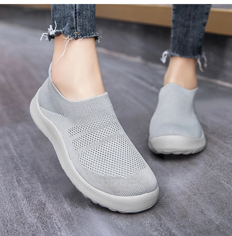 Women Fashion Sneakers Slip On Platform Sneakers Walking Women's Sneakers Plus Size Ladies Vulcanize Shoes Tenis Feminino