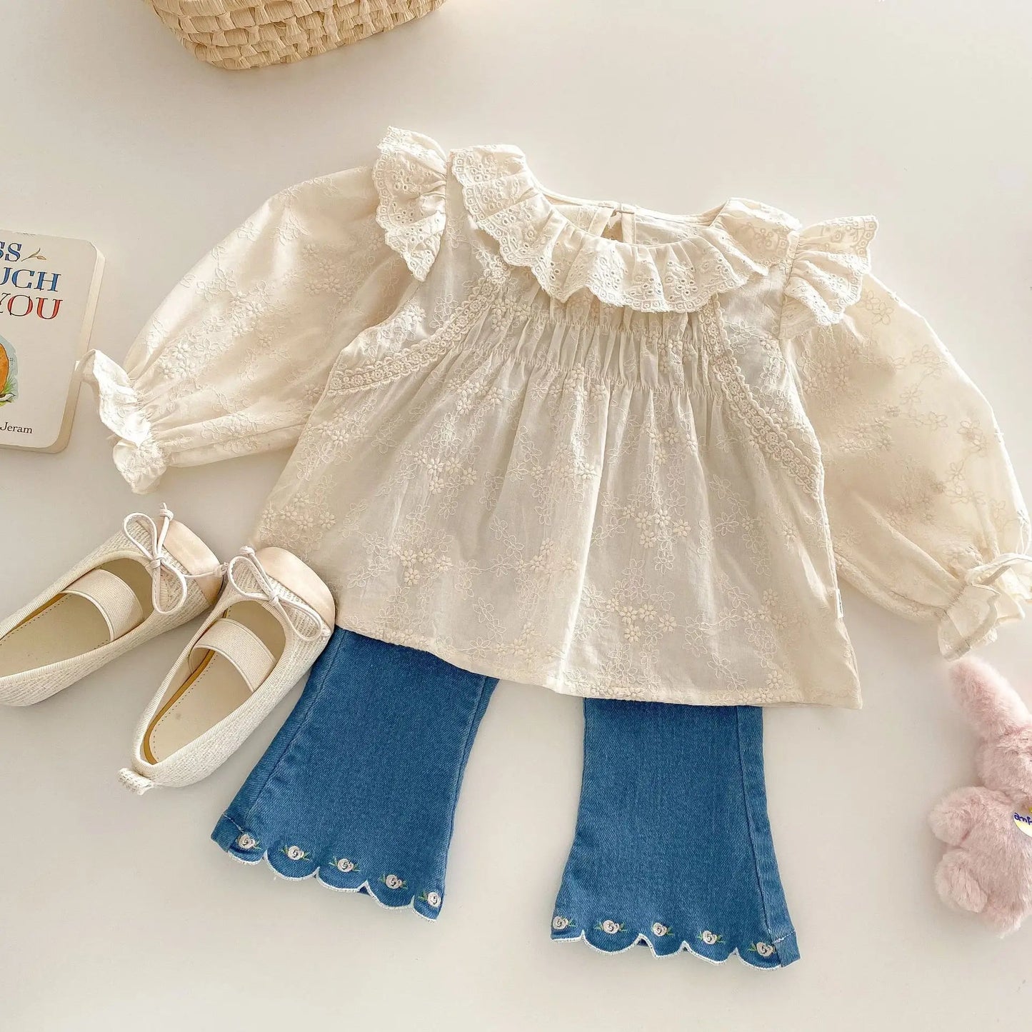 Spring Korean Style Girls' Doll Shirt Cute Embroidered Flowers Kid's Blouse Children's Baby Peter Pan Collar Shirt Base Top 0-5Y Girls