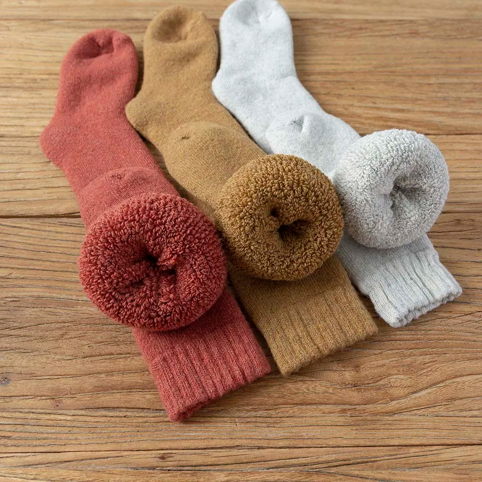 Winter Dames Merino Wol Hoge Knie Lange Sokken Dikke Warme Harajuku Retro Compressie Vrouwelijke Kasjmier Kousen