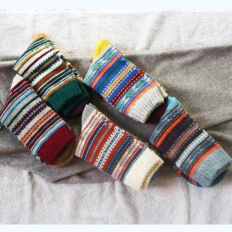 5 paar Winter Nieuwe Heren Dikke Warme Harajuku Retro Hoge Kwaliteit Gestreepte Mode Wollen Casual Sokken