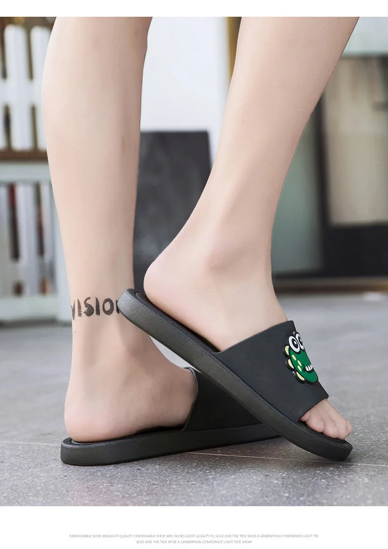 New Style Men Cartoon Pattern Walking Casual Slippers Home House Indoor Casual Sandals Youth Water Slides