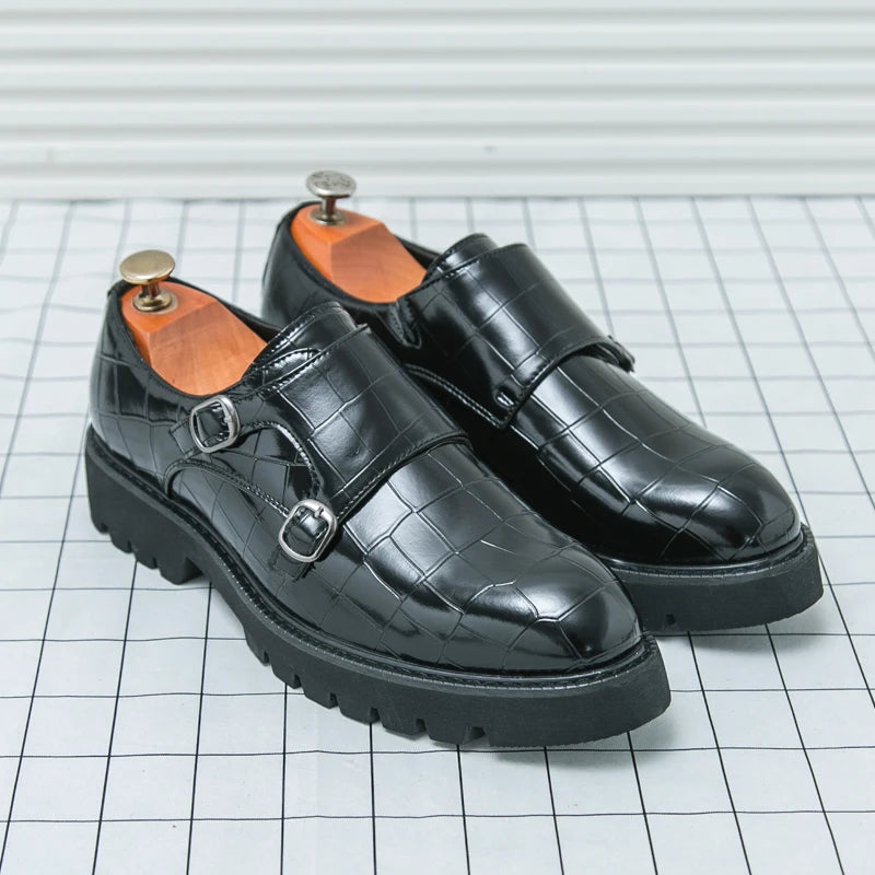 2024 Nieuwe luxe heren formele kledingschoenen Groene heren formele volwassen zakelijke pak loafers Coole heren bruiloft feest schoenen