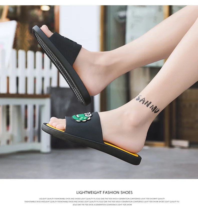 New Style Men Cartoon Pattern Walking Casual Slippers Home House Indoor Casual Sandals Youth Water Slides