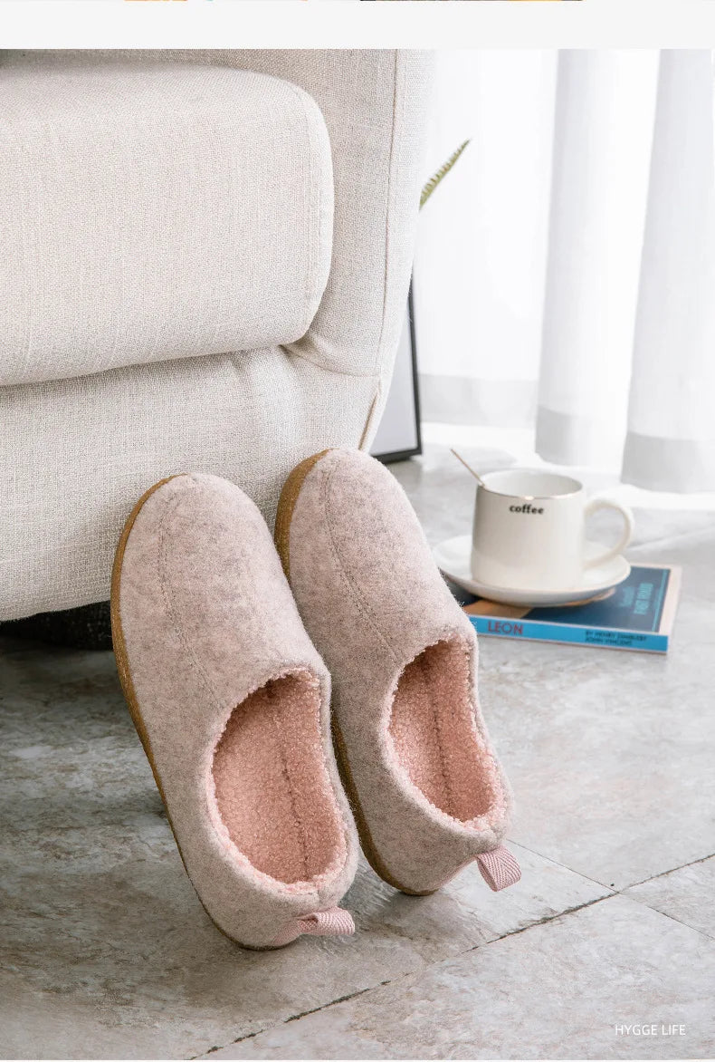 Women's Winter Warm Plush Slippers Slip-On Suitable For Indoor Outdoor and Bedroom Use Fluffy Classic Cotton Slippers For Ladies