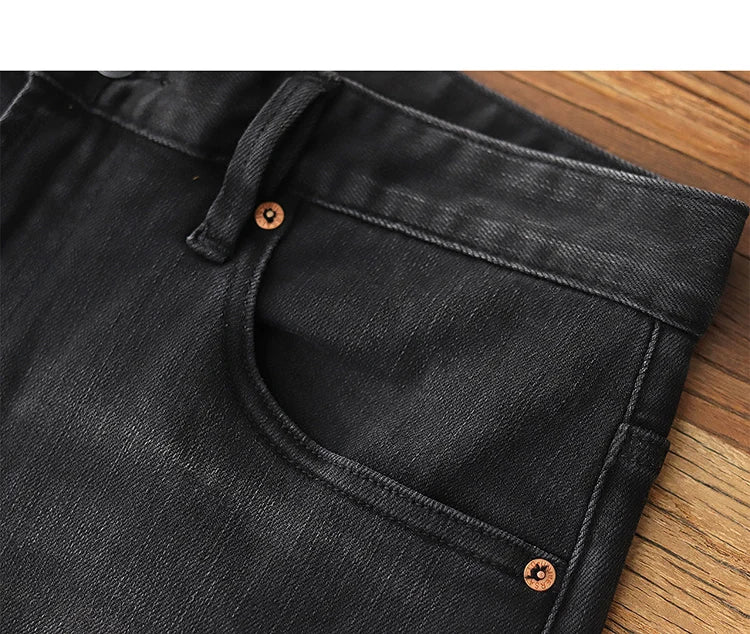 5028# 2024 Lente en herfst Nieuwe Amerikaanse retro elastische zwarte denim jeans Heren eenvoudige gewassen slanke rechte jeugd casual broek
