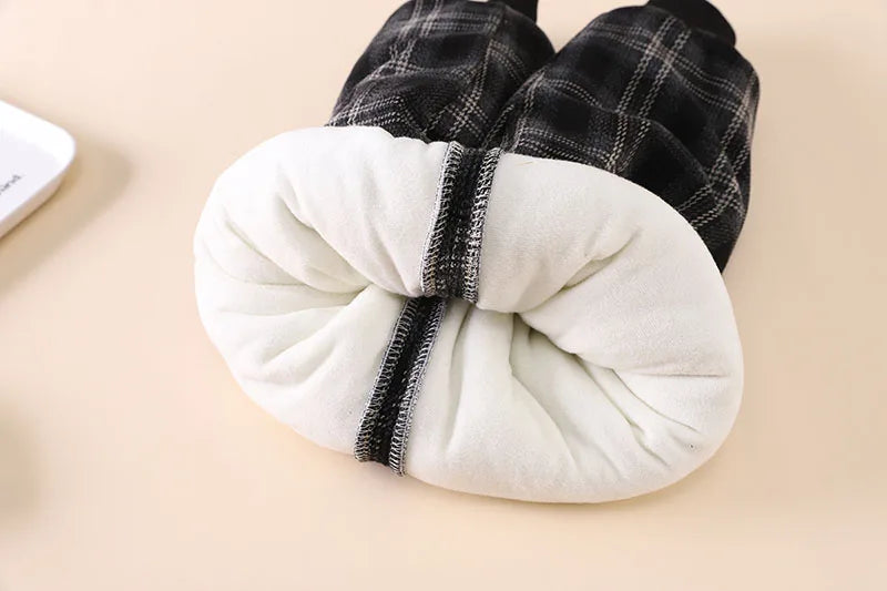 Winter Baby Children's Pants Girls Retro Plaid Thick Trousers Fur Lining Boys Warm Casual Pants 0-5Y Unisex