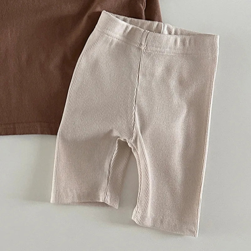 2025 Zomer Nieuwe Kinderen Katoenen Gestreepte Legging Baby Jongen Meisje Effen Elastische Shorts Peuter Veelzijdige Middelste Broek Kinderen Legging Unisex