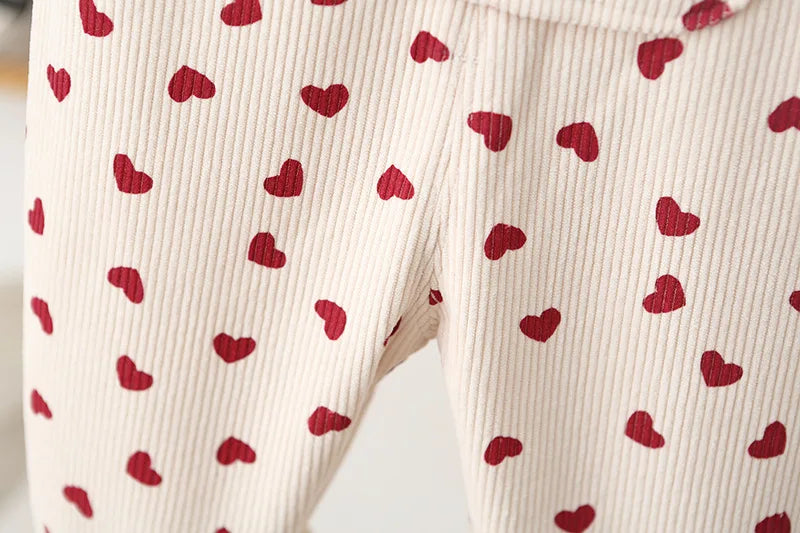 Nieuwe herfst babybroek peuter schattige liefde overall 1-4T baby meisjes veelzijdige losse corduroy broek