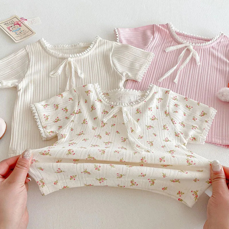 New Summer Kids T-shirt Boys Cute Hollow Out Floral Tops Children Thin Style Pit Strip Lace Girls Tee 1-5T Unisex