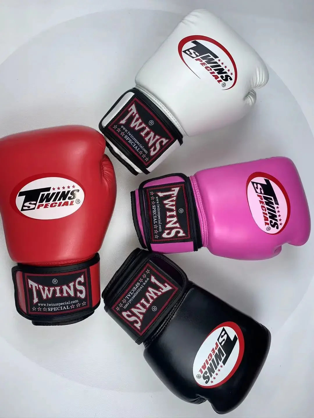 High Quality Unisex MMA Boxing Gloves – Muay Thai, Karate & Taekwondo Training Gloves for Kids and Adults Sparring & Martial Arts