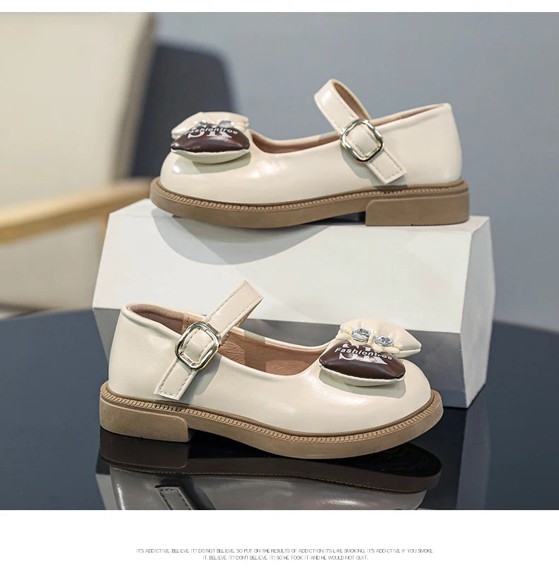 Stijlvolle leren strikschoenen voor meisjes, lente 2025, nieuwe mode, prinsessenschoenen voor bruiloften, kinderen, antislip, zachte zool, Mary Janes