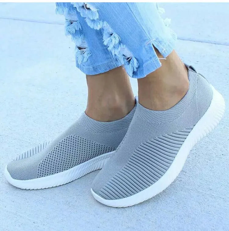 Fashion Casual Shoes 2025 New Women's Sneakers Walking Flat Women Sneakers Slip On Plus Size Ladies Vulcanize Shoes Woman Shoes