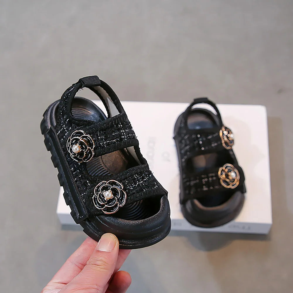 Koreaanse zomersandalen voor meisjes, luxe parelbloem kinderstrandschoenen, ergonomische sandalen met zachte zool voor meisjes