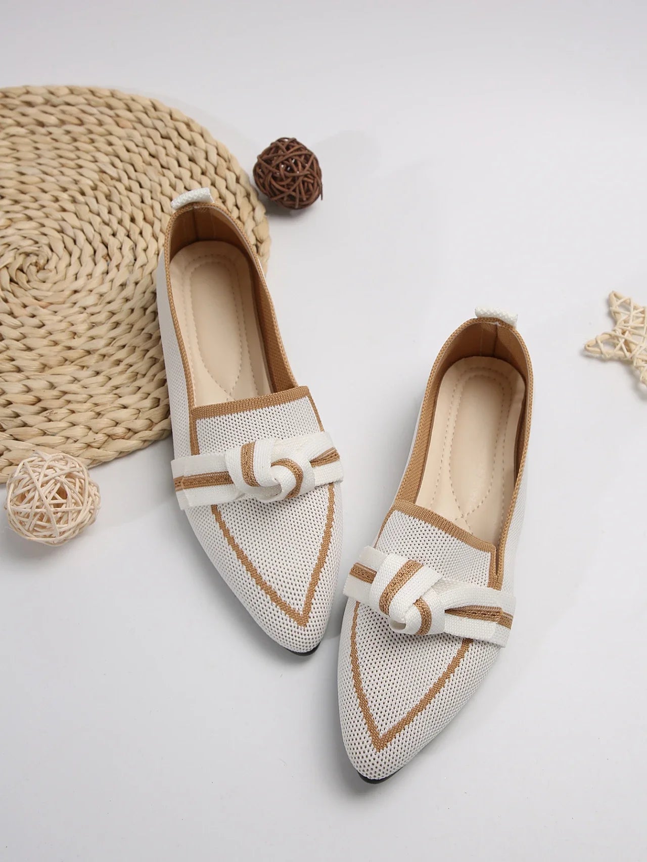 Women's Spring and Autumn Outfit Pointed Flat Breathable Casual Knot Shoes Women's Blue Pregnant Women's Low Heel Moon Shoes