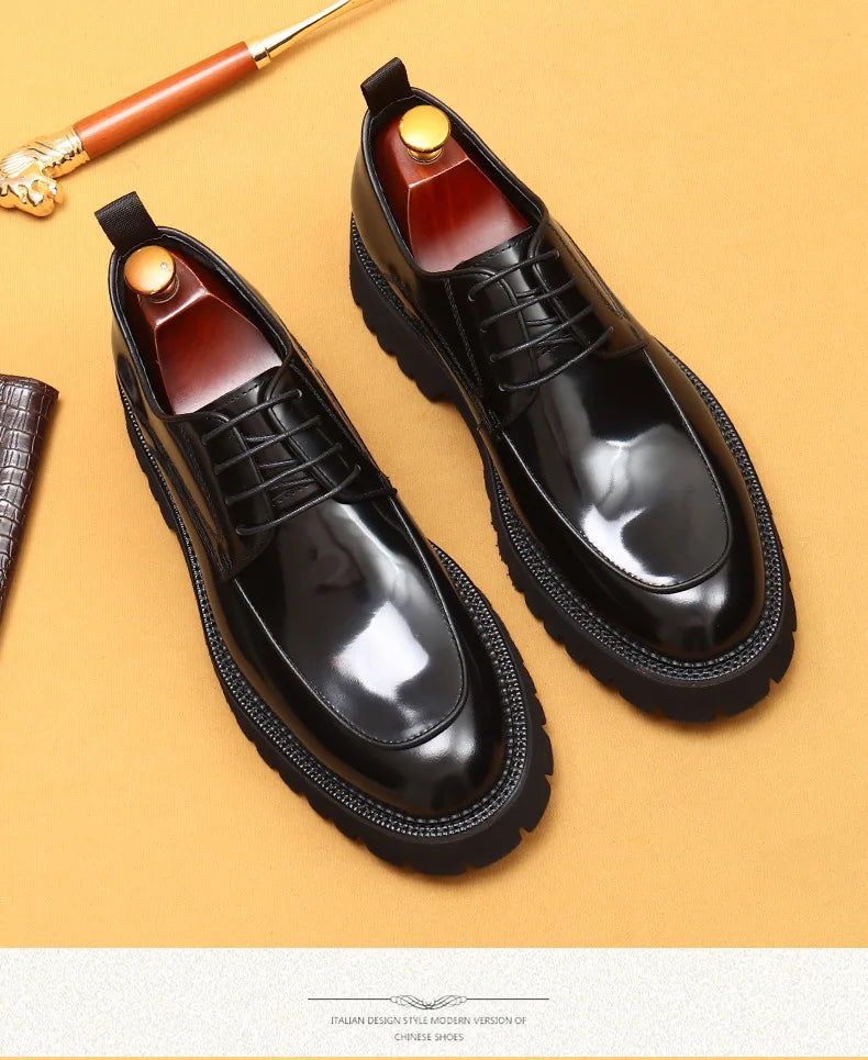 Designer Men's Leather Shoes With Thick Soles Round Toe Glossy Leather Business Dress and Waxed Cowhide Lace-Up British Shoes