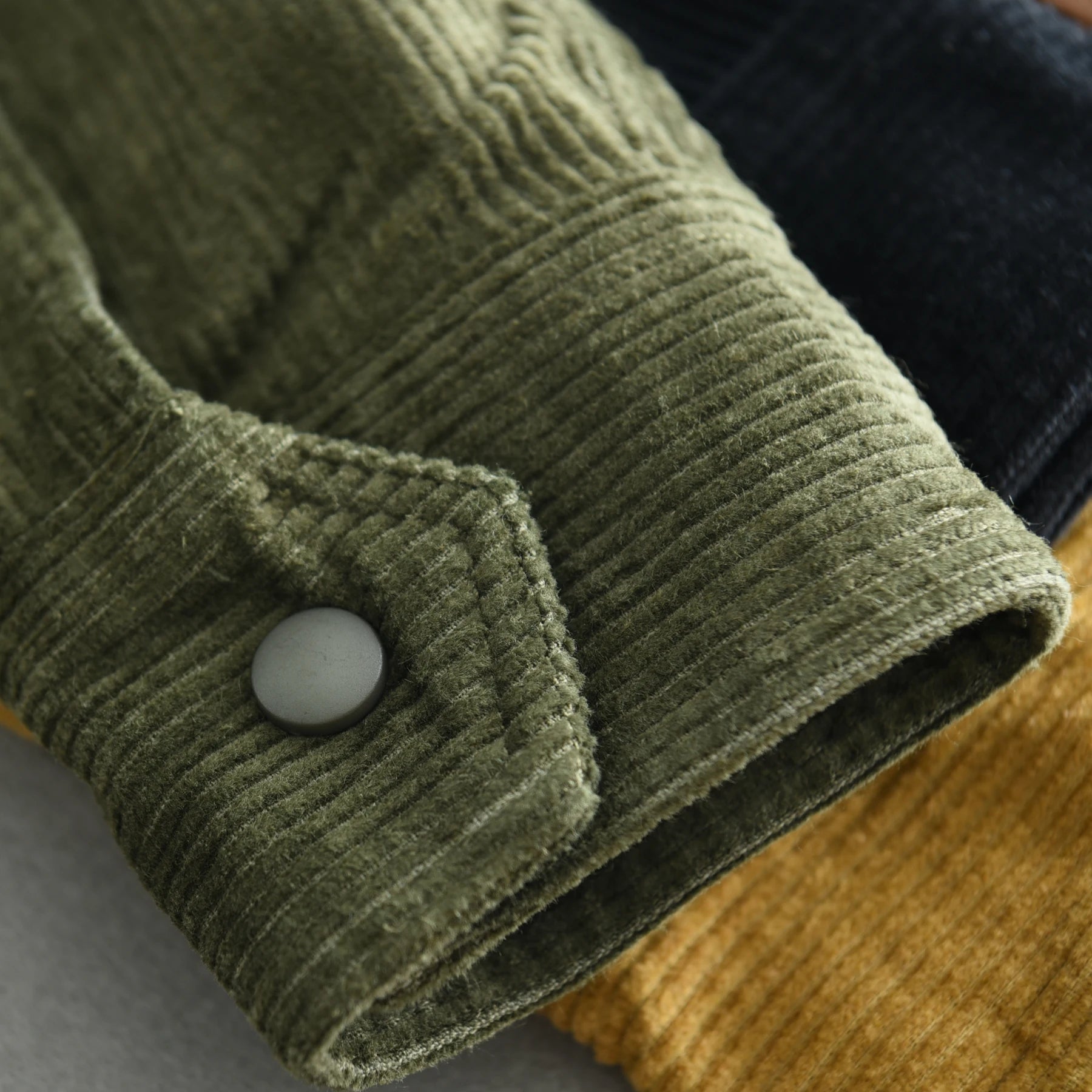 Herfst Winter Nieuw Amerikaans Retro Lange Mouw Revers Verdikt Corduroy Overhemd Heren 100% Katoen Gewassen Dubbele Zak Casual Jas