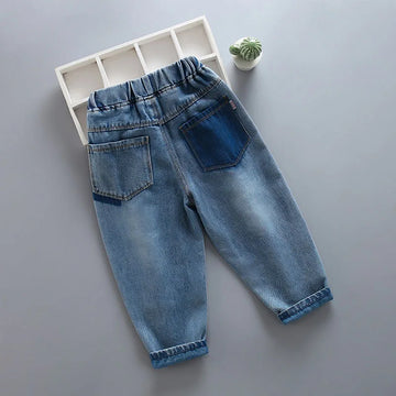New Spring Kids Jeans Girls Boys Cute Embroidery Cherry Flower Denim Blue Pants Children Outwear Trousers 4-6Y Unisex
