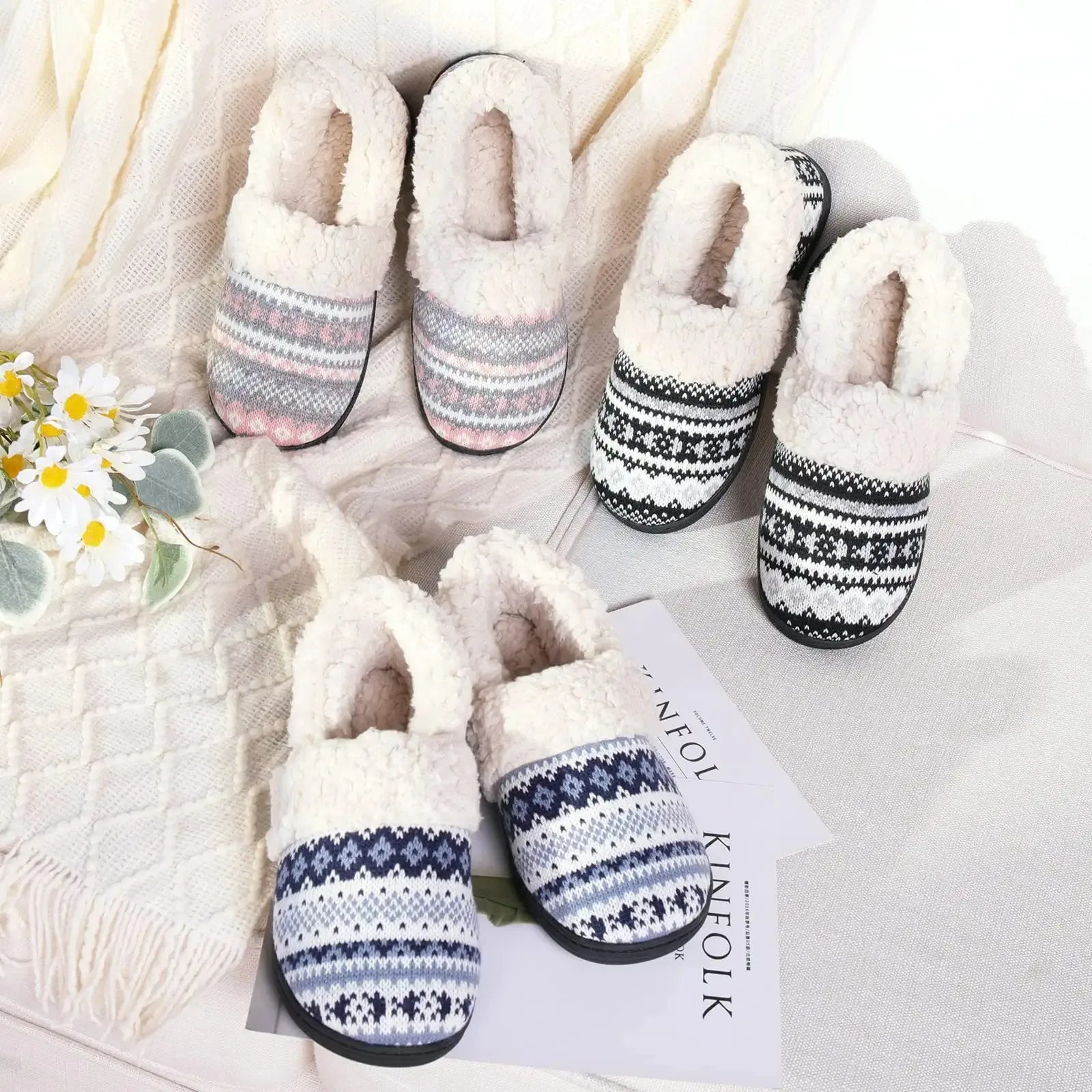 Unisex Winter Fur Slippers Warm Cosy Plush Fluffy Home Cotton Shoes Plush Anti-Skid and Indoor Furry Slippers For Men & Women